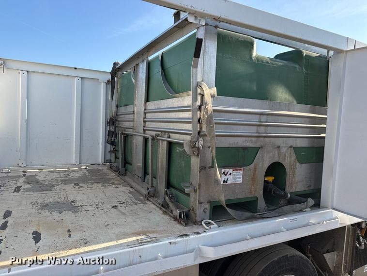 image for item EG2092 2012 Ford F650 Super Duty XL flatbed truck