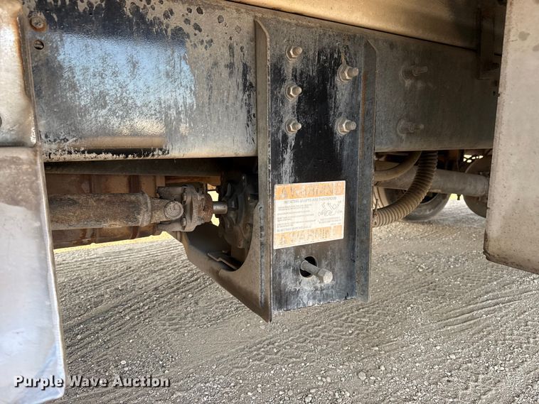 image for item EG2092 2012 Ford F650 Super Duty XL flatbed truck