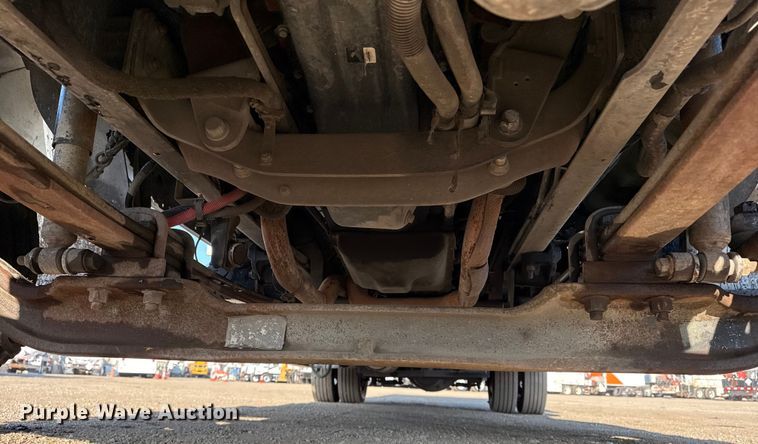 image for item EG2092 2012 Ford F650 Super Duty XL flatbed truck