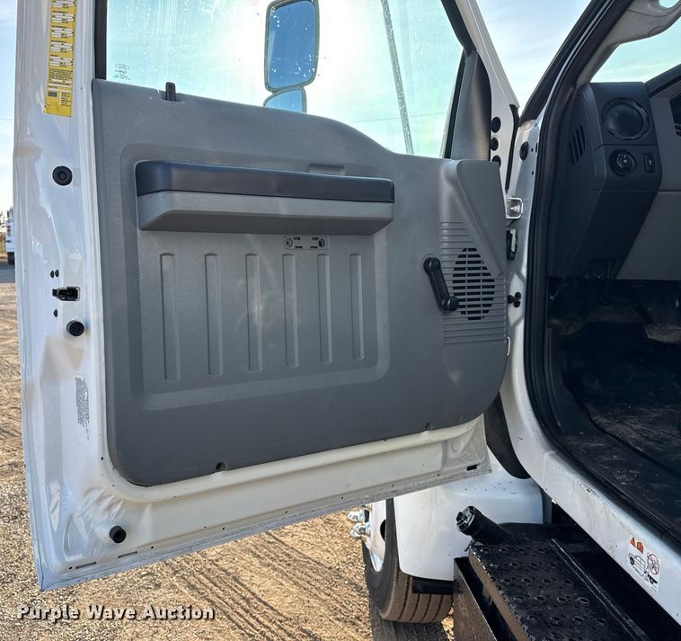 image for item EG2092 2012 Ford F650 Super Duty XL flatbed truck