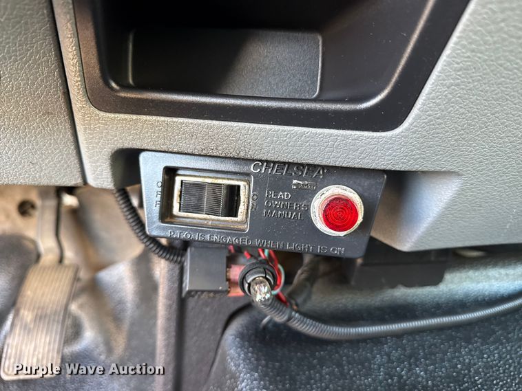 image for item EG2092 2012 Ford F650 Super Duty XL flatbed truck