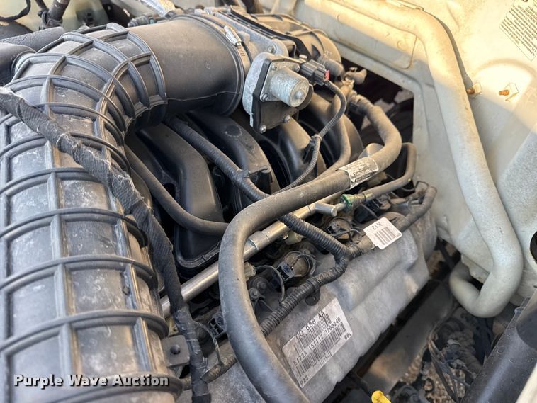 image for item EG2092 2012 Ford F650 Super Duty XL flatbed truck