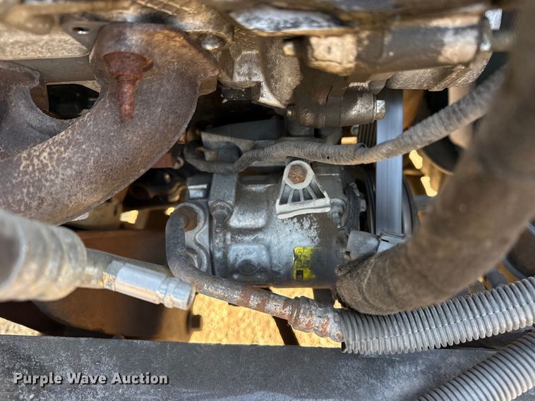 image for item EG2092 2012 Ford F650 Super Duty XL flatbed truck