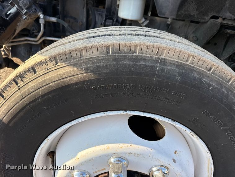 image for item EG2092 2012 Ford F650 Super Duty XL flatbed truck