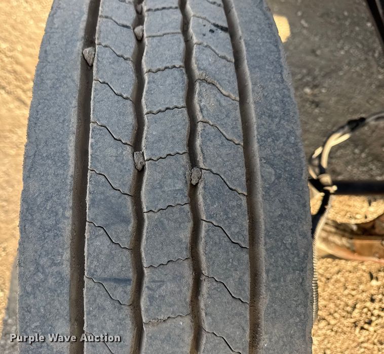 image for item EG2092 2012 Ford F650 Super Duty XL flatbed truck