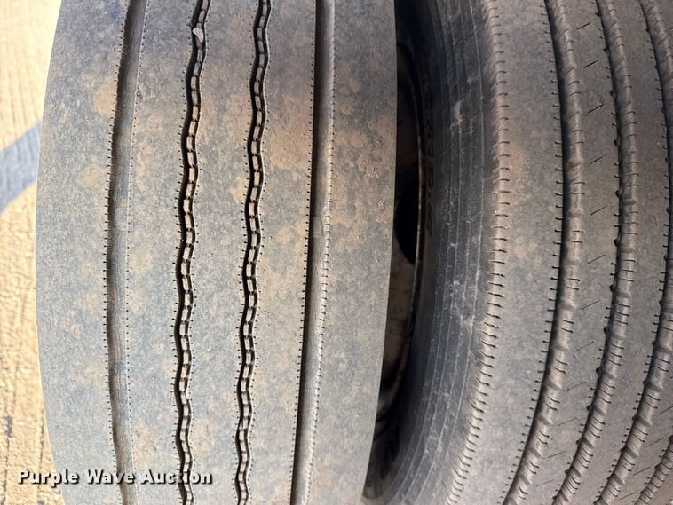 image for item EG2092 2012 Ford F650 Super Duty XL flatbed truck