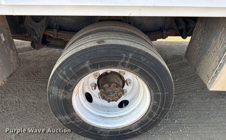 image for item EG2092 2012 Ford F650 Super Duty XL flatbed truck