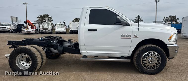 image for item EG2099 2017 RAM 3500HD truck cab and chassis