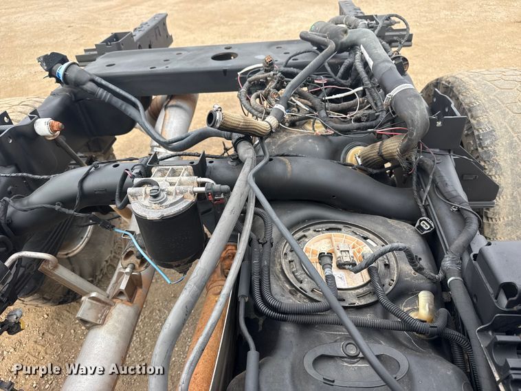 image for item EG2099 2017 RAM 3500HD truck cab and chassis