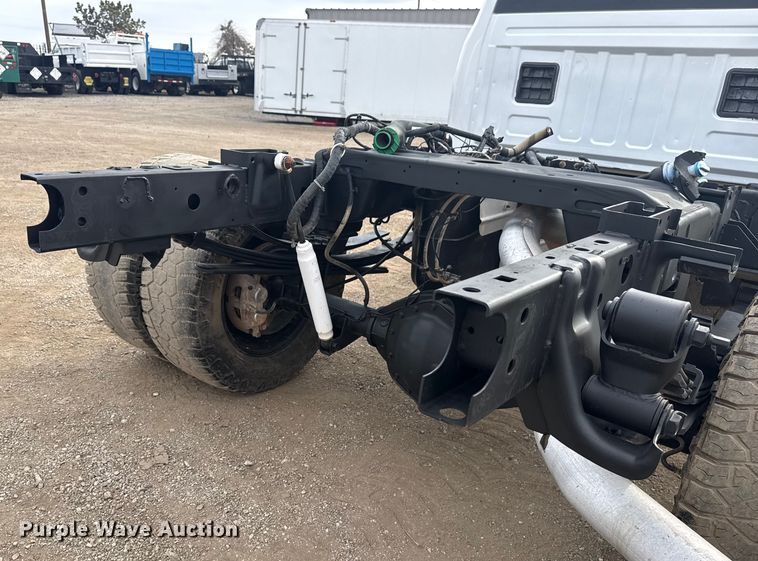 image for item EG2099 2017 RAM 3500HD truck cab and chassis