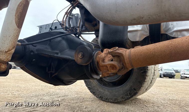 image for item EG2099 2017 RAM 3500HD truck cab and chassis