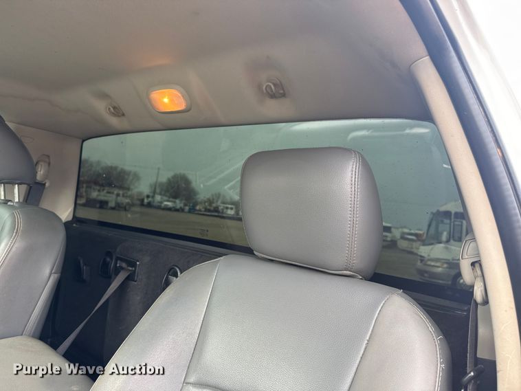 image for item EG2099 2017 RAM 3500HD truck cab and chassis