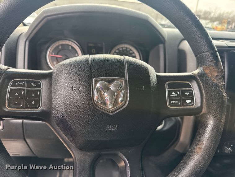 image for item EG2099 2017 RAM 3500HD truck cab and chassis