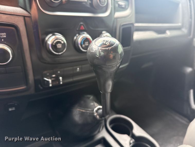 image for item EG2099 2017 RAM 3500HD truck cab and chassis