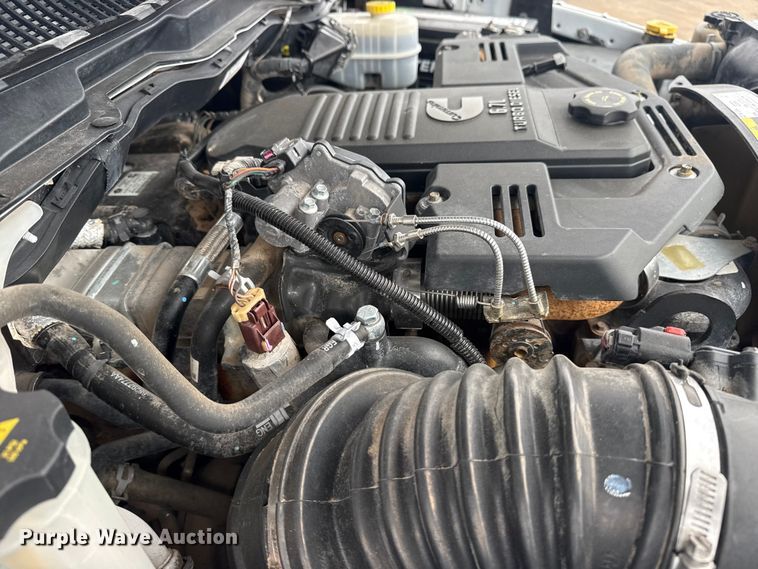 image for item EG2099 2017 RAM 3500HD truck cab and chassis