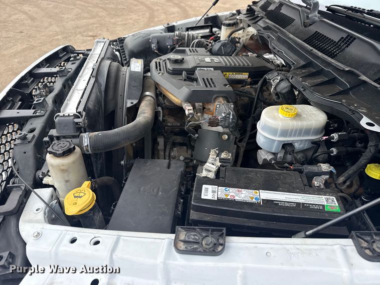 image for item EG2099 2017 RAM 3500HD truck cab and chassis