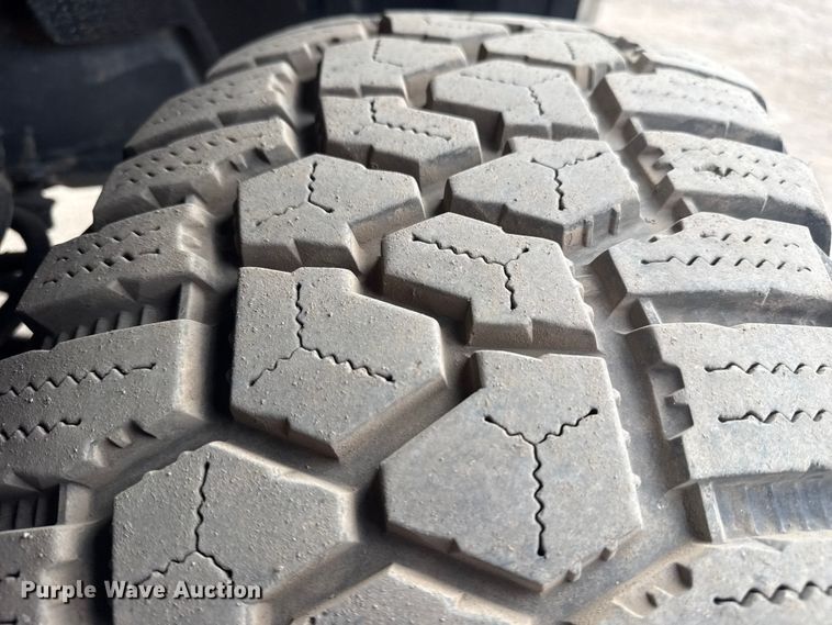 image for item EG2099 2017 RAM 3500HD truck cab and chassis