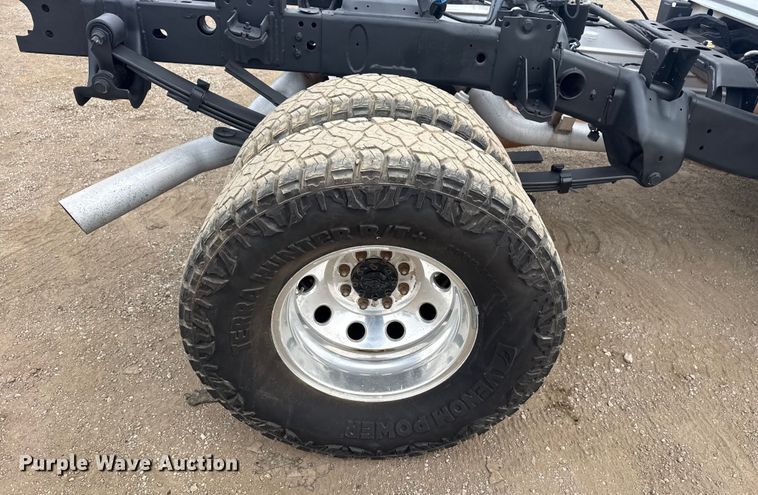 image for item EG2099 2017 RAM 3500HD truck cab and chassis