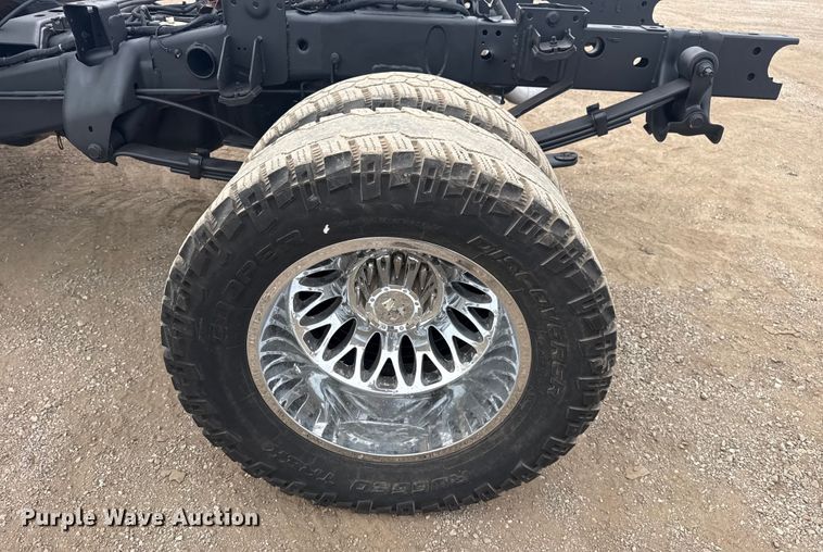 image for item EG2099 2017 RAM 3500HD truck cab and chassis