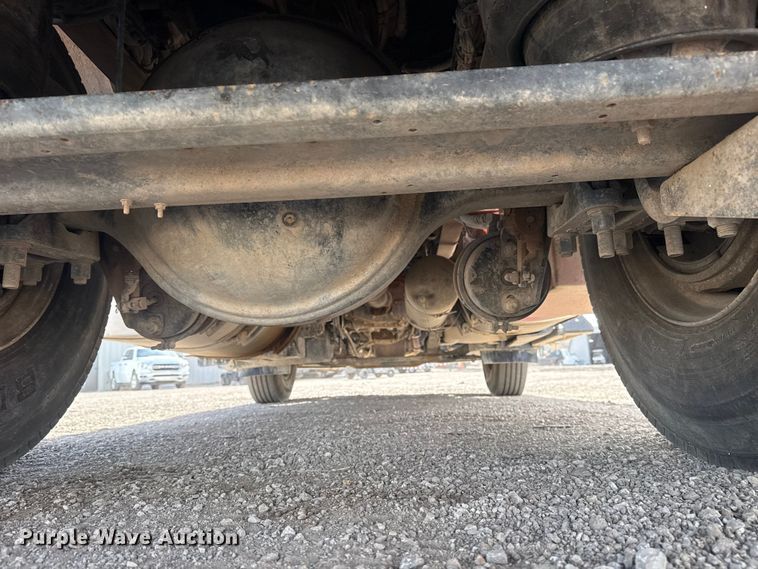 image for item EG2116 2013 Mack CXU612 toter truck