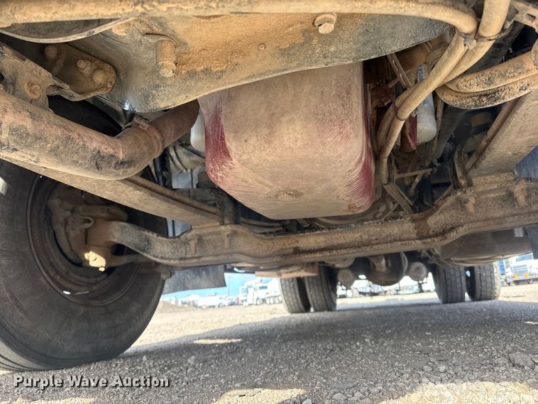 image for item EG2116 2013 Mack CXU612 toter truck