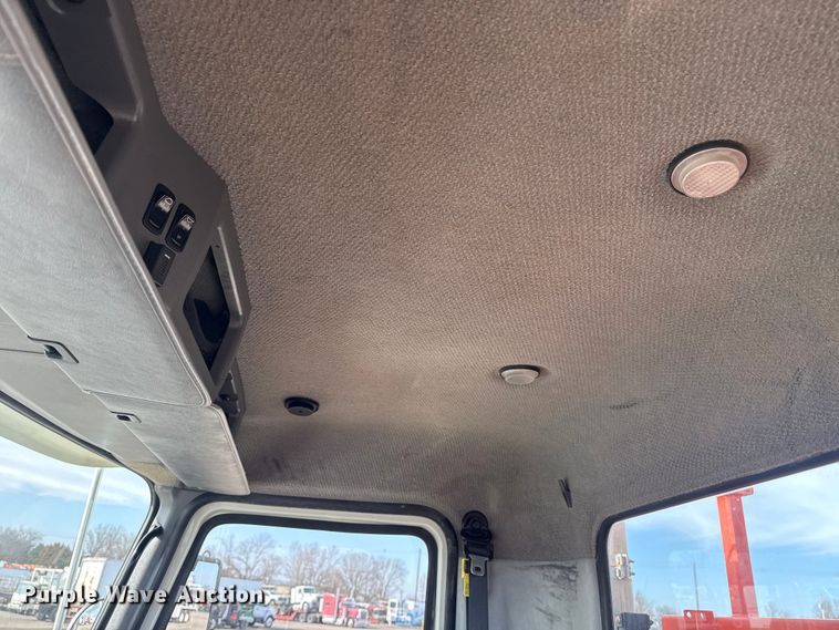 image for item EG2116 2013 Mack CXU612 toter truck