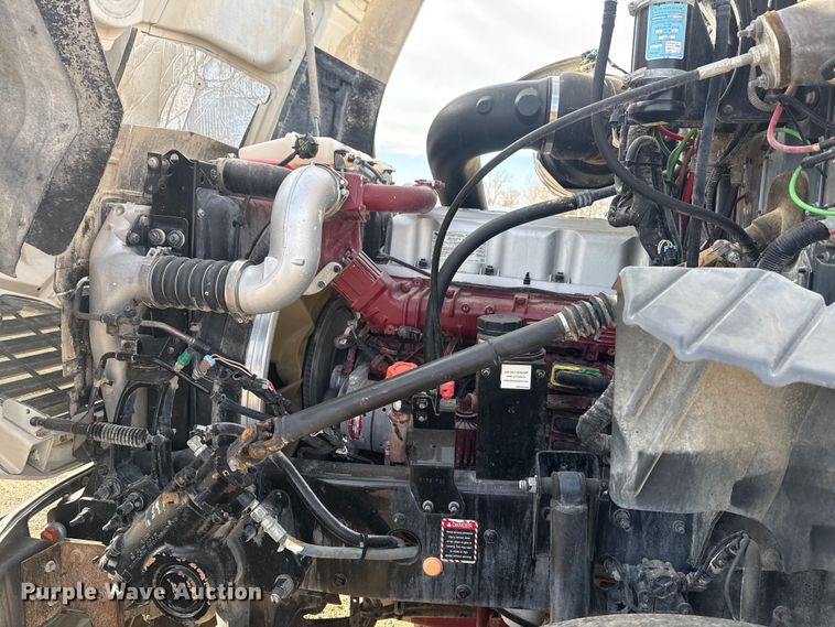 image for item EG2116 2013 Mack CXU612 toter truck