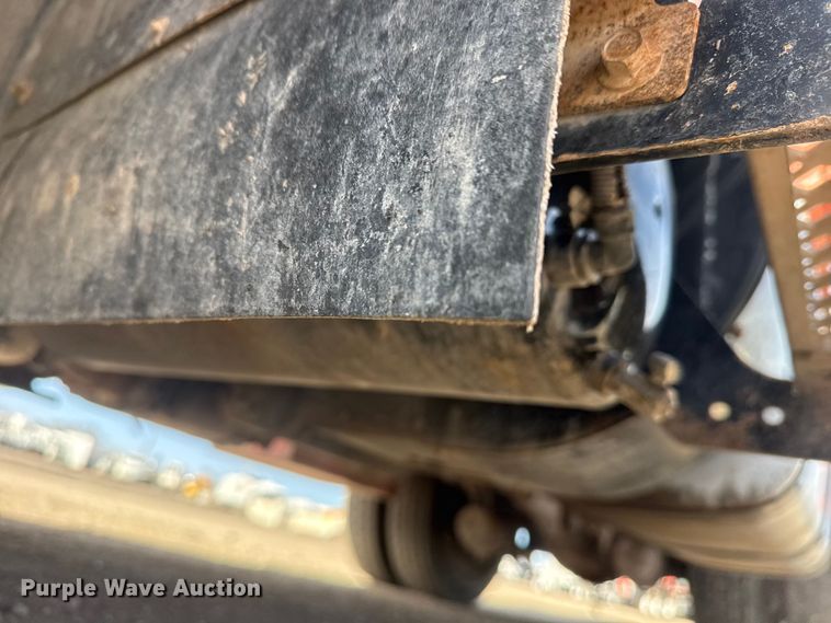 image for item EG2116 2013 Mack CXU612 toter truck