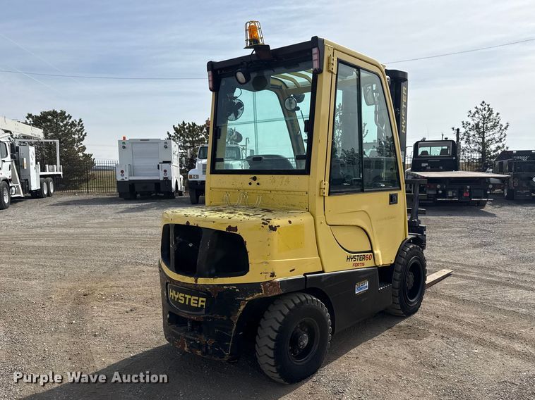 image for item EG2138 Hyster H60FT forklift