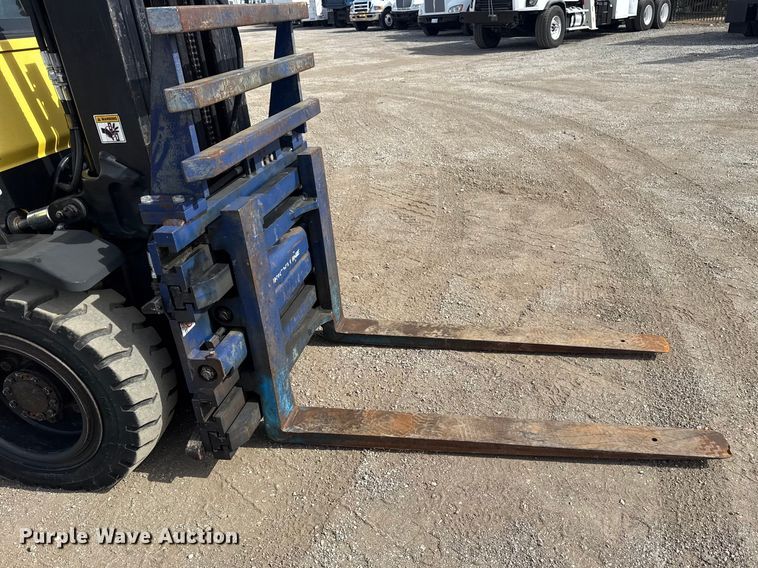 image for item EG2138 Hyster H60FT forklift