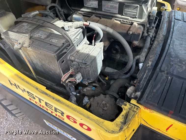 image for item EG2138 Hyster H60FT forklift