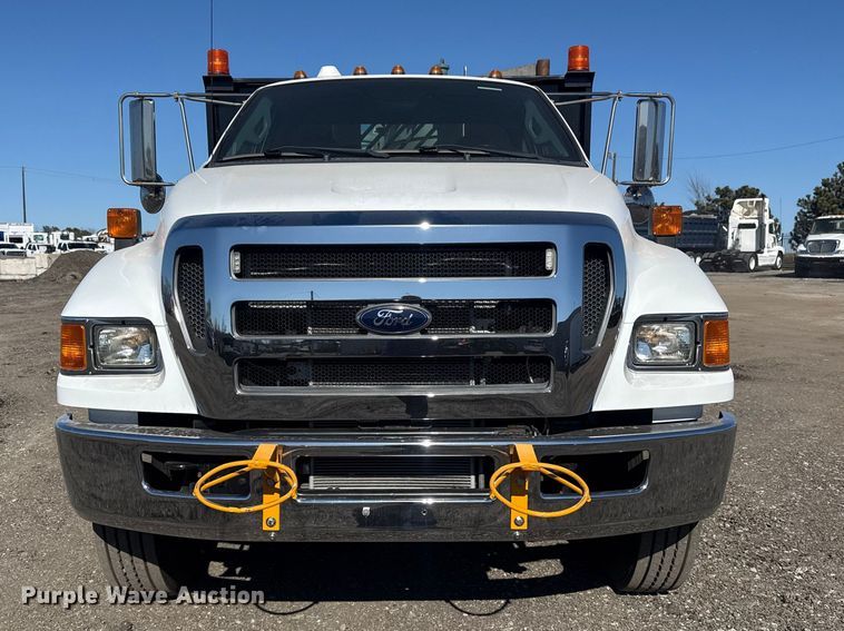 image for item EG2148 2013 Ford F750 Super Duty flatbed truck with PH and chlorine testing system