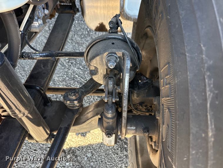 image for item EG2148 2013 Ford F750 Super Duty flatbed truck with PH and chlorine testing system