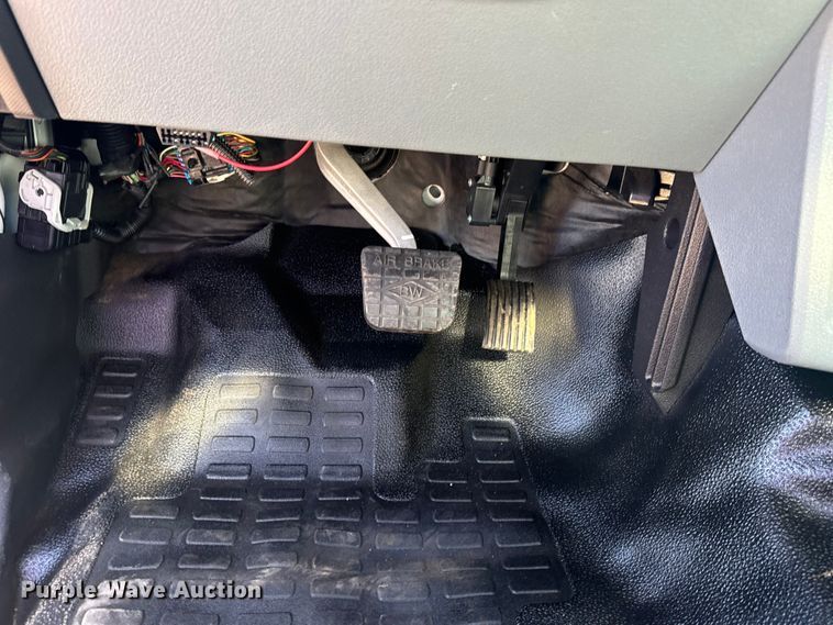 image for item EG2148 2013 Ford F750 Super Duty flatbed truck with PH and chlorine testing system