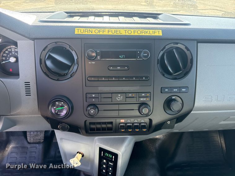 image for item EG2148 2013 Ford F750 Super Duty flatbed truck with PH and chlorine testing system