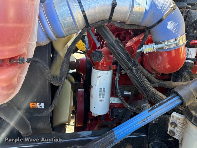 image for item EG2148 2013 Ford F750 Super Duty flatbed truck with PH and chlorine testing system