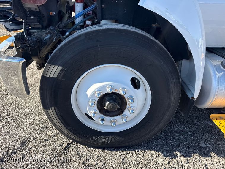 image for item EG2148 2013 Ford F750 Super Duty flatbed truck with PH and chlorine testing system