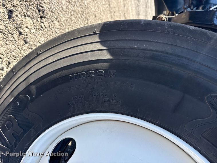 image for item EG2148 2013 Ford F750 Super Duty flatbed truck with PH and chlorine testing system