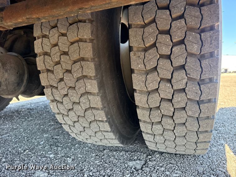 image for item EG2148 2013 Ford F750 Super Duty flatbed truck with PH and chlorine testing system