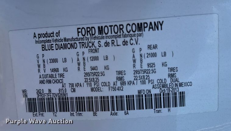 image for item EG2148 2013 Ford F750 Super Duty flatbed truck with PH and chlorine testing system