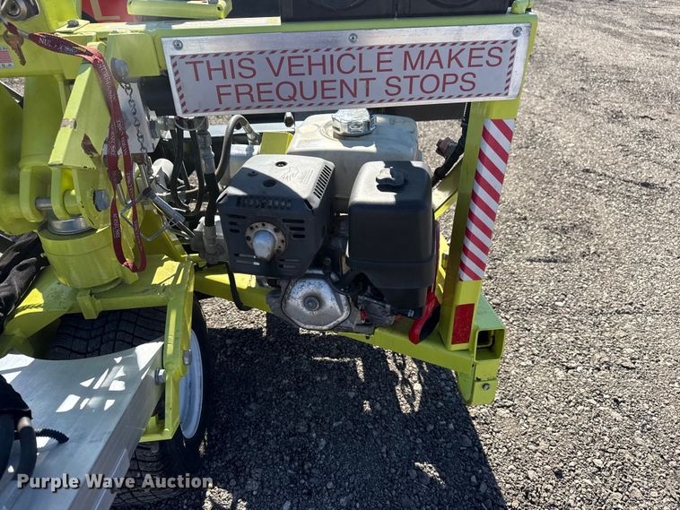 image for item EG2148 2013 Ford F750 Super Duty flatbed truck with PH and chlorine testing system