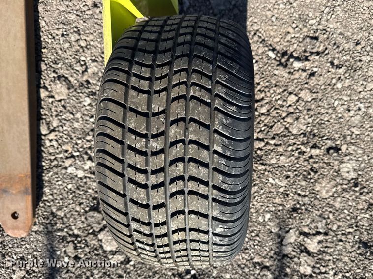 image for item EG2148 2013 Ford F750 Super Duty flatbed truck with PH and chlorine testing system