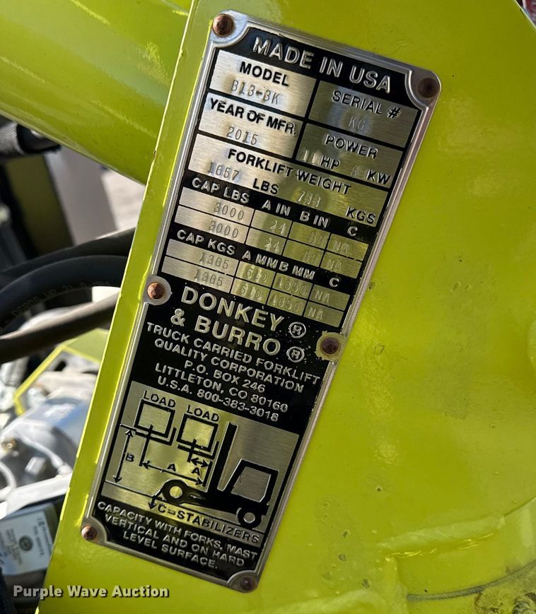 image for item EG2148 2013 Ford F750 Super Duty flatbed truck with PH and chlorine testing system