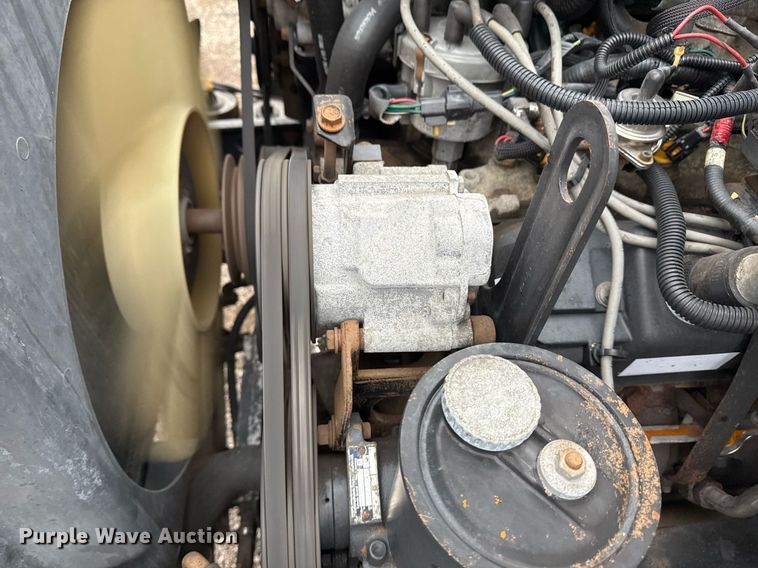 image for item EG2250 1997 Ford F700 scissor lift truck