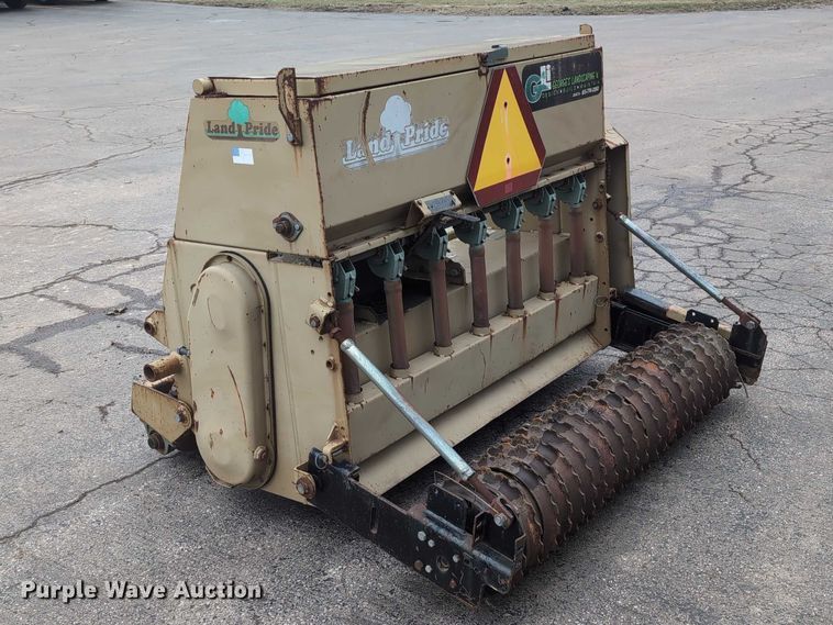 image for item EG2717 Land Pride OS1548 seeder