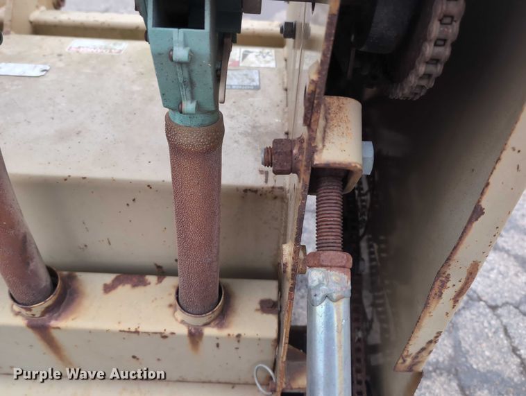 image for item EG2717 Land Pride OS1548 seeder