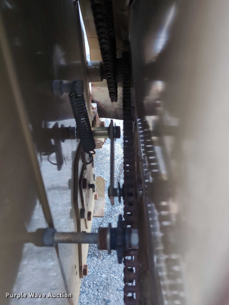 image for item EG2717 Land Pride OS1548 seeder