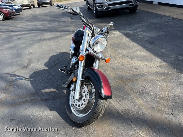 image for item EJ7801 2001 Suzuki Intruder motorcycle