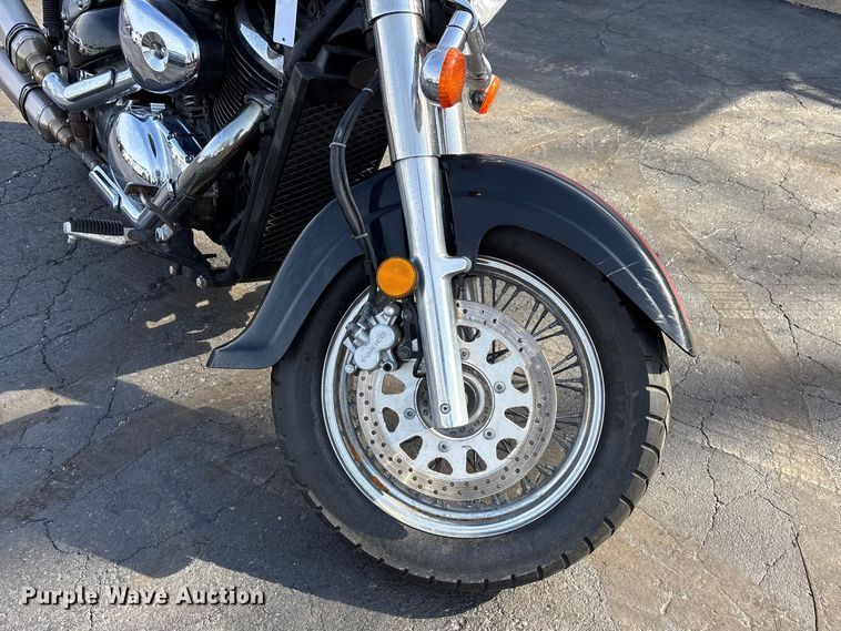 image for item EJ7801 2001 Suzuki Intruder motorcycle