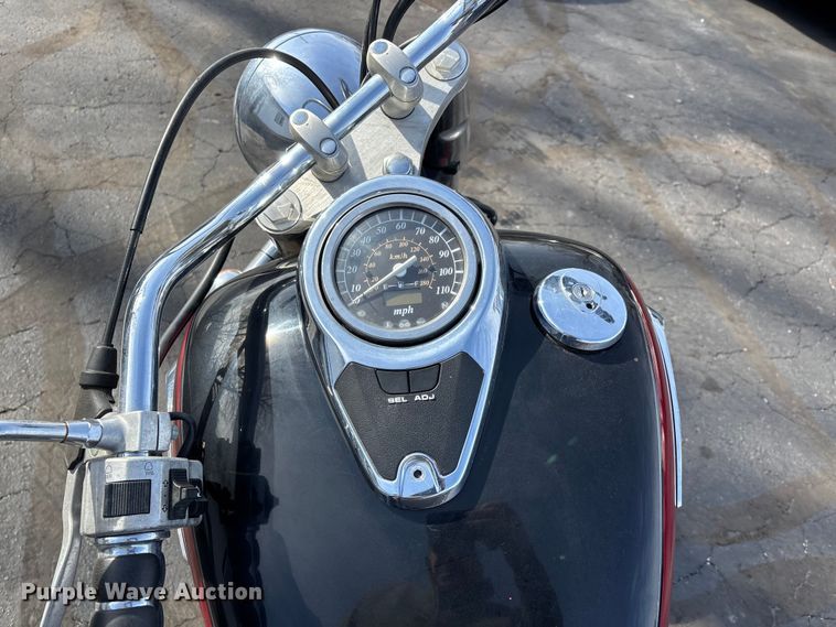 image for item EJ7801 2001 Suzuki Intruder motorcycle